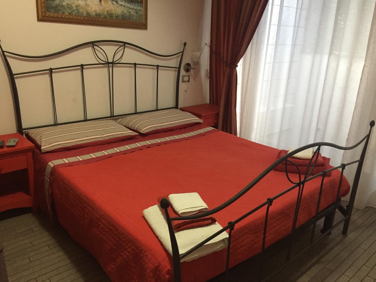 Casa Del Vento Bed & Breakfast Roccalumera Exterior photo