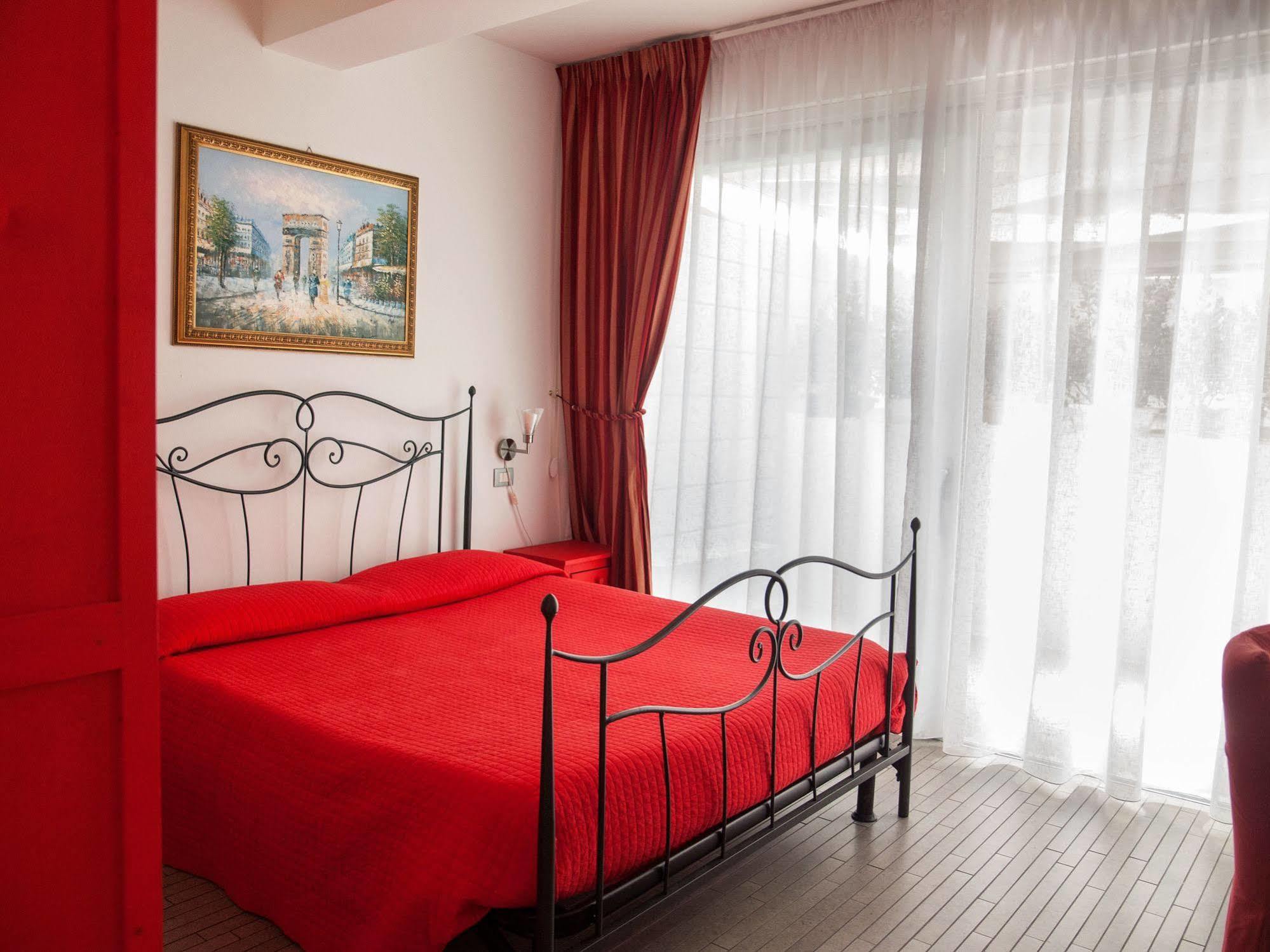 Casa Del Vento Bed & Breakfast Roccalumera Exterior photo